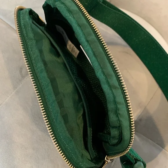 Lululemon Everywhere Belt Bag Everglade Green OG Original - Picture 10 of 11